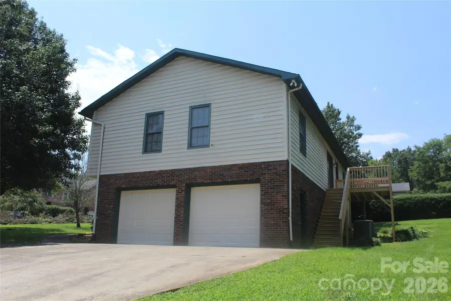 205 Inglewood Drive, Morganton, NC 28655 - #3
