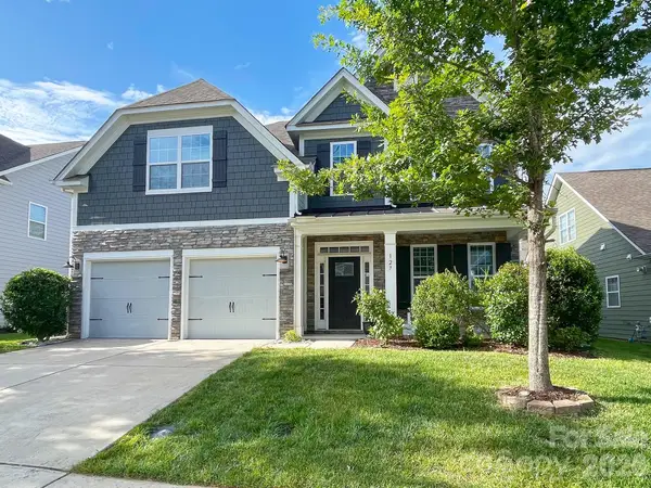 127 Tomahawk Drive, Mooresville, NC 28117