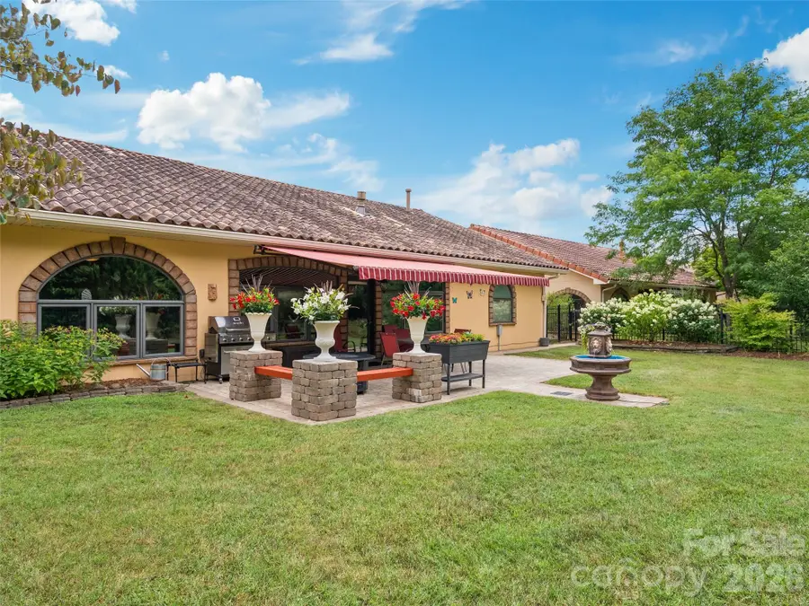 19 Pacifico Drive, Asheville, NC 28806 - #2