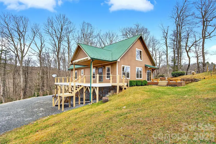600 Sassafras Drive, Spruce Pine, NC 28777 - #2