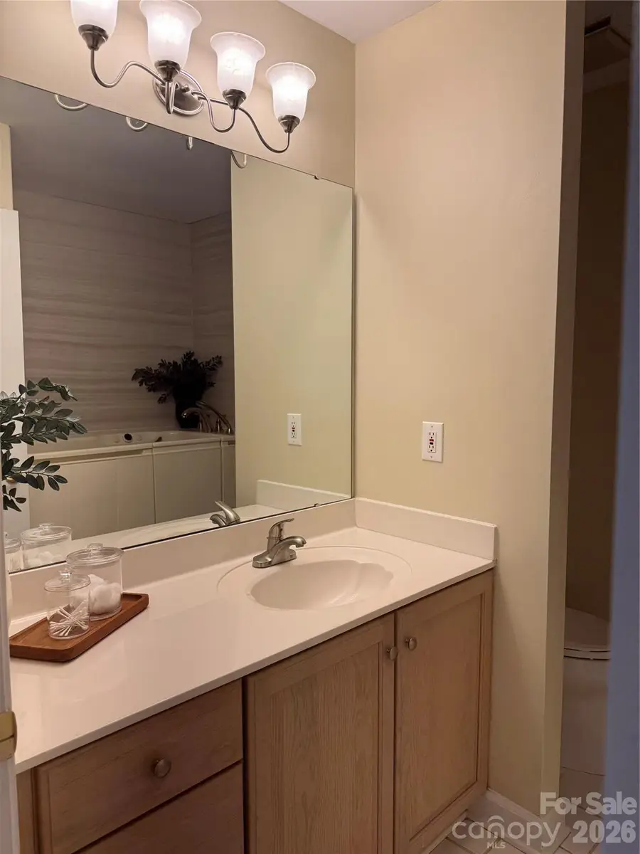 7424 Hurstbourne Green Drive, Charlotte, NC 28277 - #3
