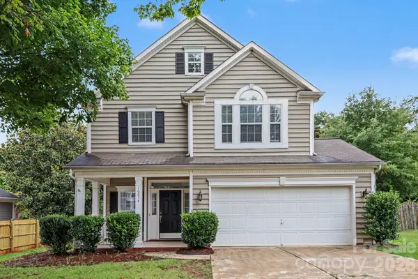 16034 Farmall Drive, Huntersville, NC 28078