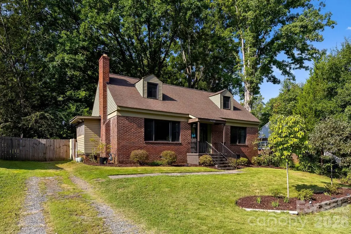 2220 Arnold Drive, Charlotte, NC 28205 - #1
