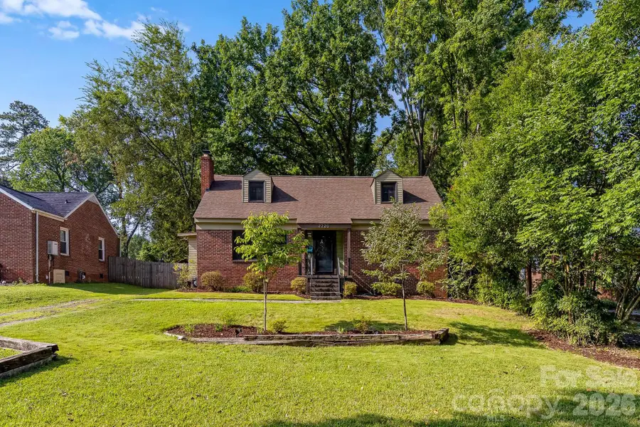 2220 Arnold Drive, Charlotte, NC 28205 - #2