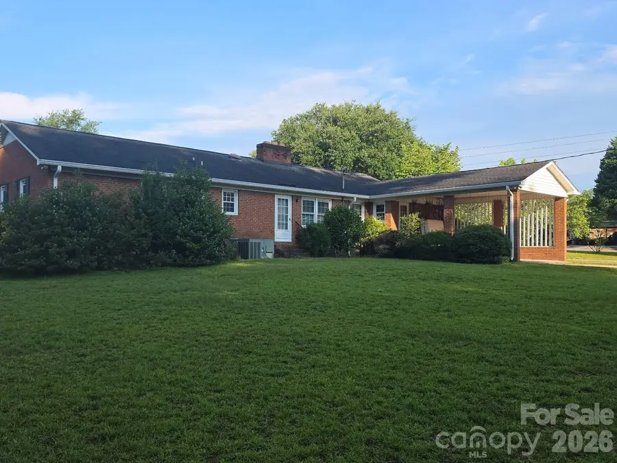 401 S Hickory Street, Pageland, SC 29728 - #2