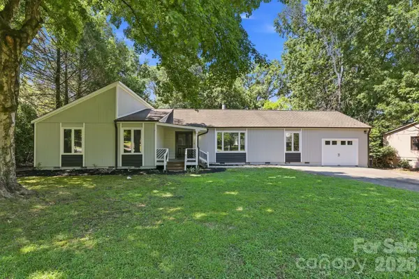 9110 Raintree Lane, Charlotte, NC 28277