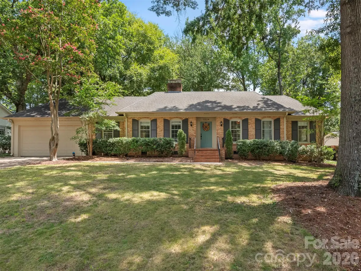 1324 Redcoat Drive, Charlotte, NC 28211 - #1
