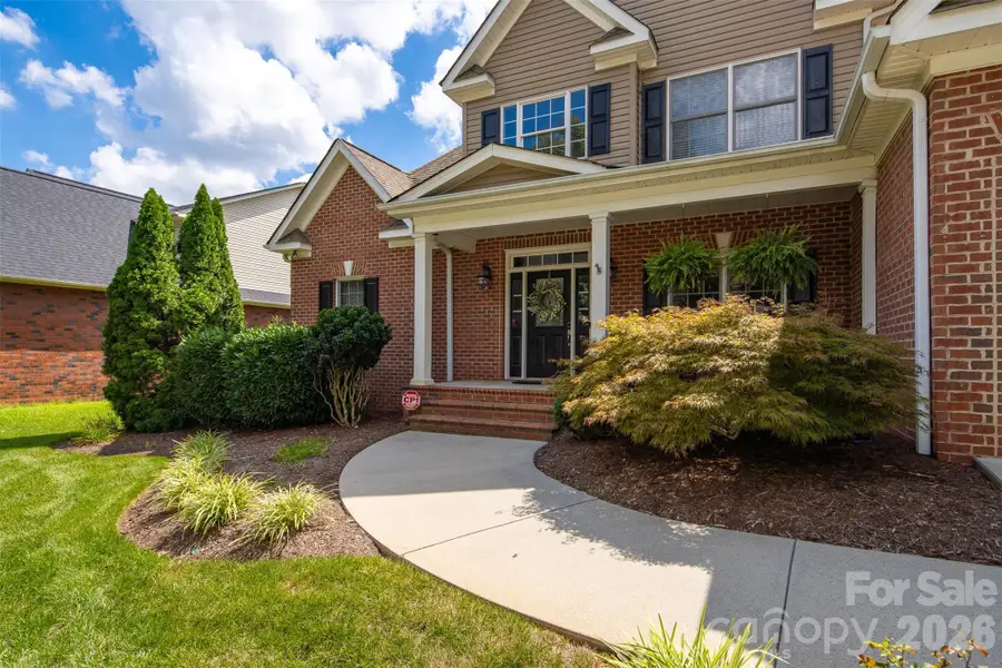 1746 30th Avenue Drive Ne, Hickory, NC 28601 - #3