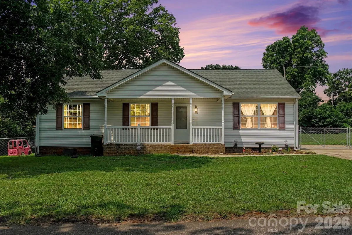 409 Baker Street, Kings Mountain, NC 28086 - #1