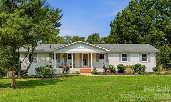 19924 Floral Lane, Cornelius, NC 28031