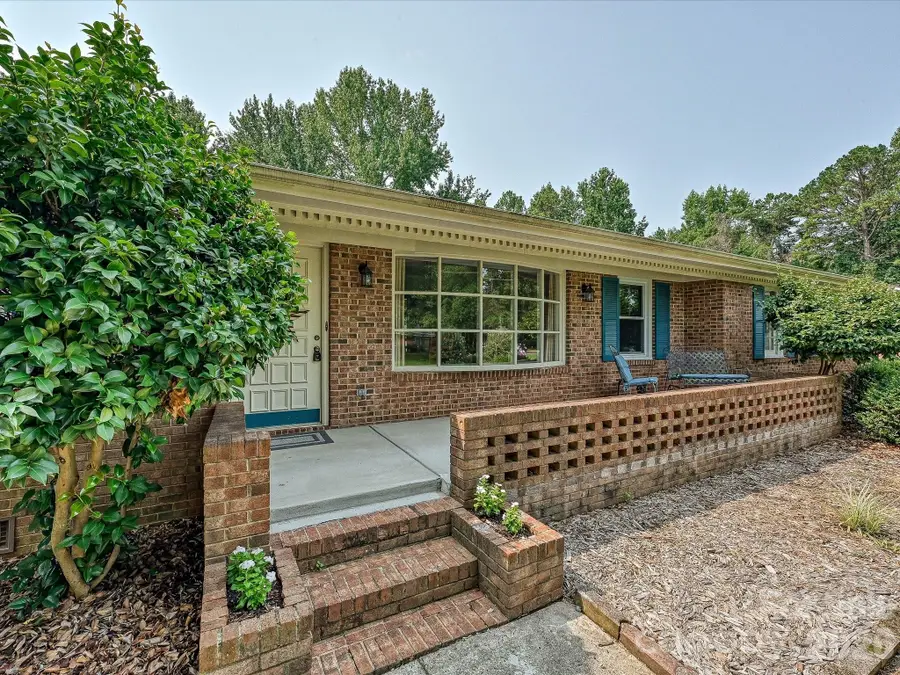 8812 Crestwood Drive, Mount Pleasant, NC 28124 - #2