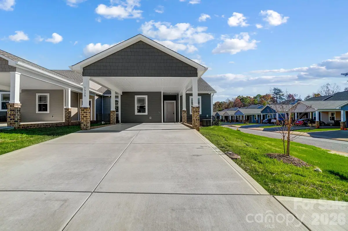 1529 28th Street Place Se, Hickory, NC 28602 - #1