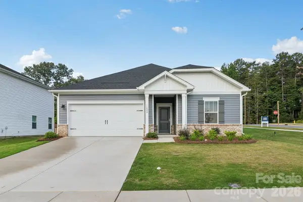 1606 Harper Landing Boulevard, Stanley, NC 28164