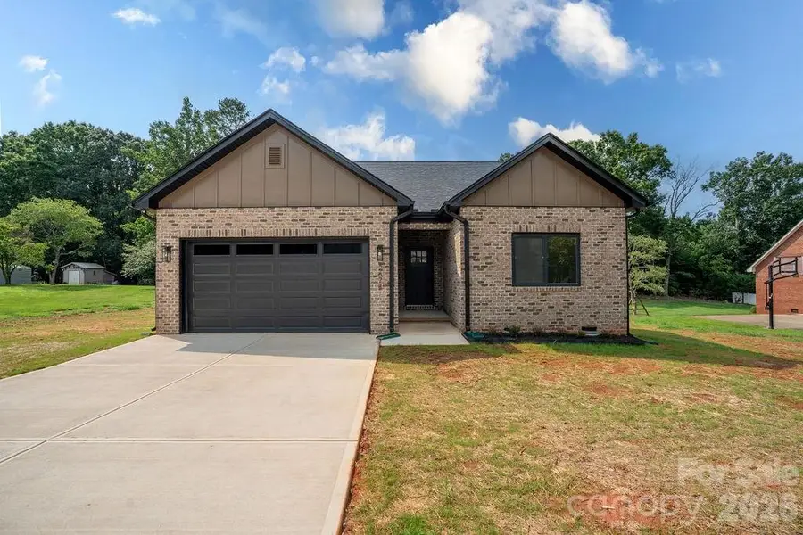 2678 Prince Drive, Lincolnton, NC 28092 - #2