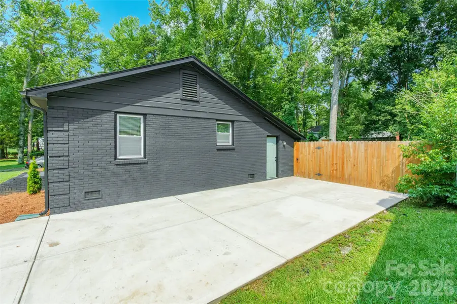 6557 Covecreek Drive, Charlotte, NC 28215 - #3