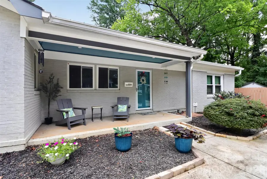 1016 Dresden Drive W, Charlotte, NC 28205 - #2