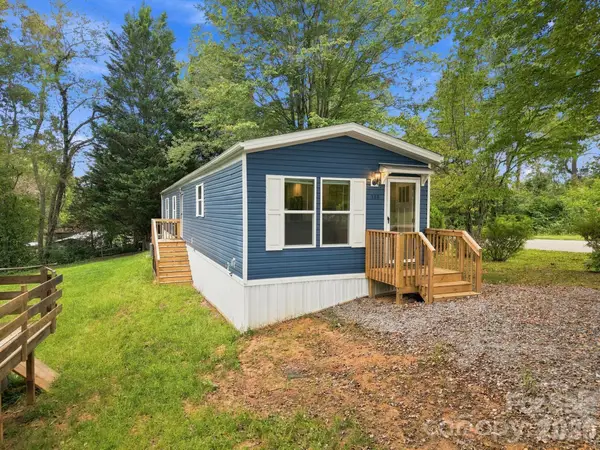 146 & 148 Bradshaw Circle, Candler, NC 28715