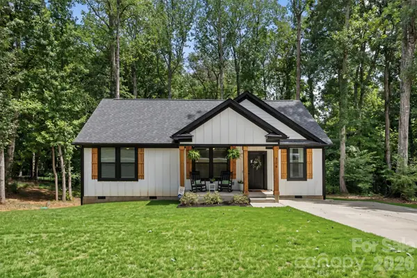 216 Briar Creek Road, Gastonia, NC 28056