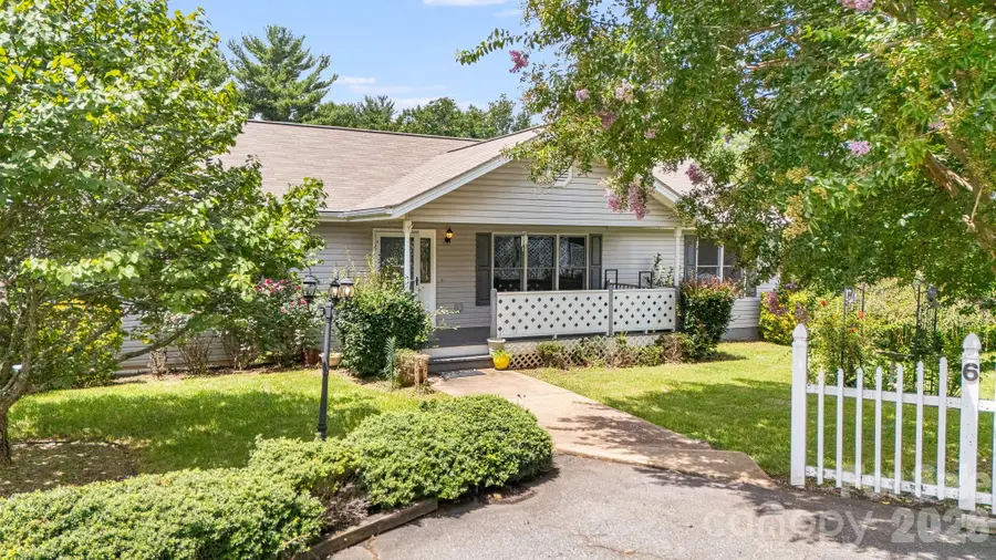 6 Arrowhead Lane, Weaverville, NC 28787 - #3