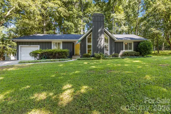 1109 S Magnolia Street, Mooresville, NC 28115