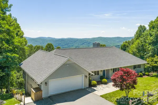 784 Alpine Drive, Seven Devils, NC 28604