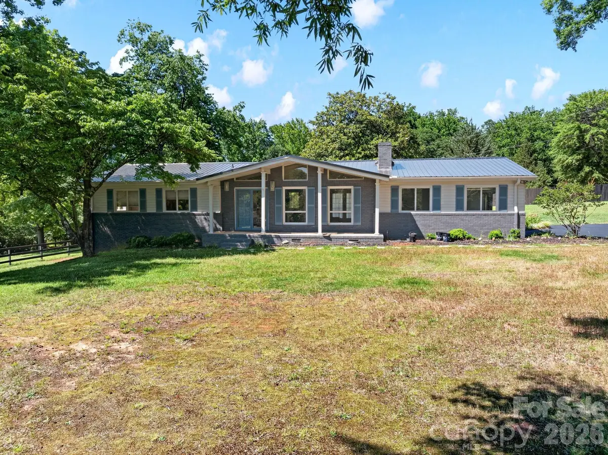 1064 Knollwood Road, Boiling Springs, SC 29316 - #1