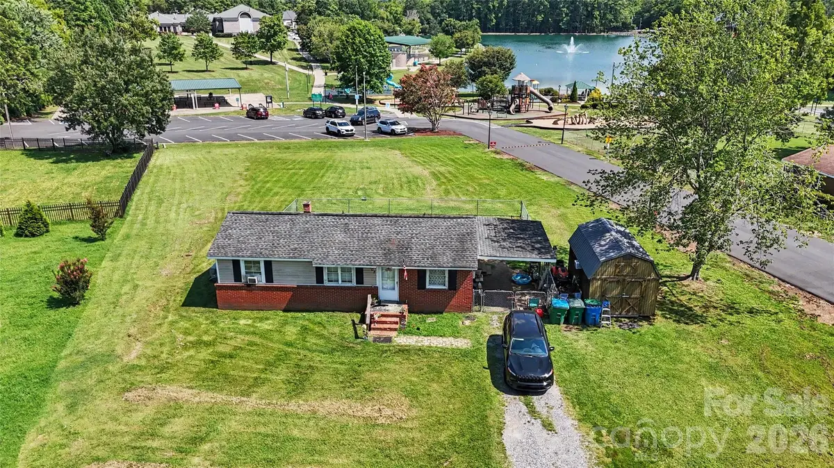 907 Lakeview Drive, Pineville, NC 28134 - #1