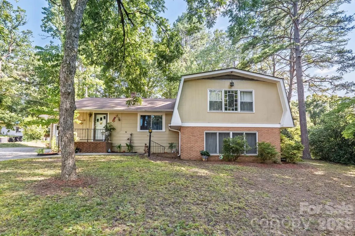 1659 Maple Avenue, Albemarle, NC 28001 - #1