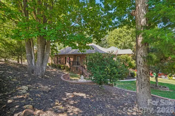 8463 Plantation Way, Harrisburg, NC 28075