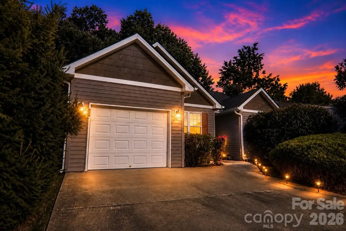 102 Woodcreek Circle, Swannanoa, NC 28778 - #1