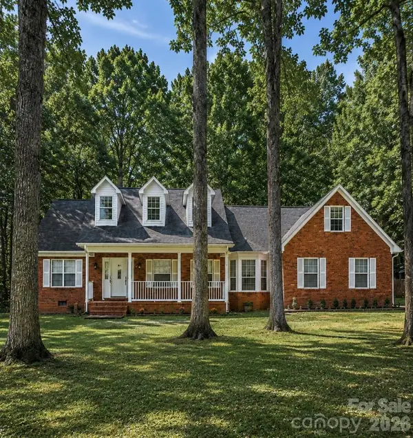 7944 Woodhill Cove Lane, Denver, NC 28037