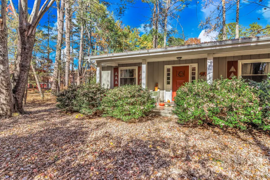 18 Leisure Mountain Road, Asheville, NC 28804 - #2