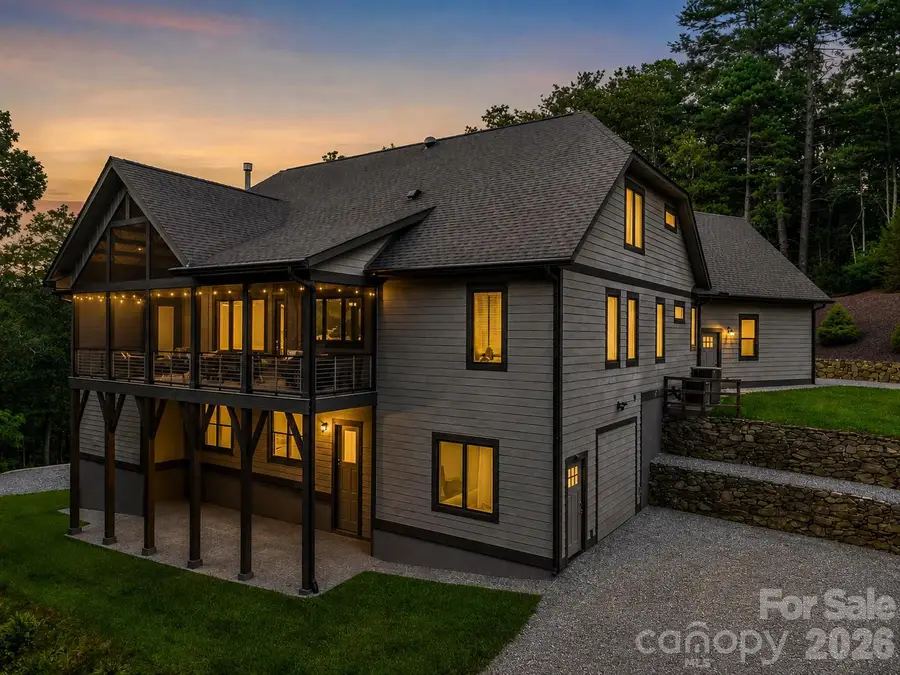 8 Lakeview Drive, Fairview, NC 28730 - #3