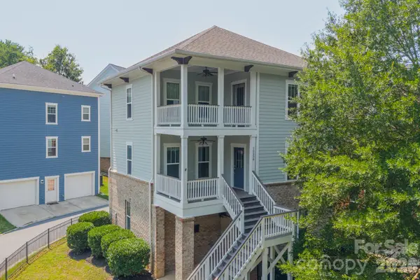 10236 Vanguard Parkway, Huntersville, NC 28078