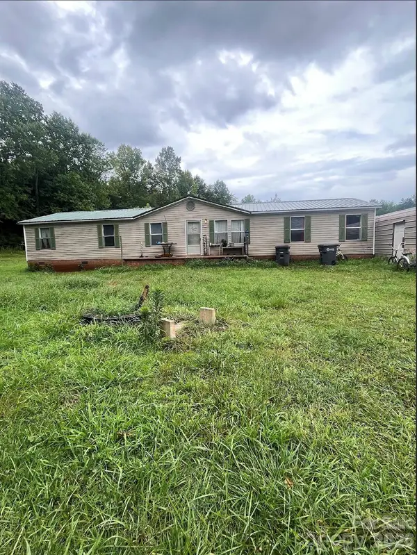 130 Vectra Drive, Statesville, NC 28625