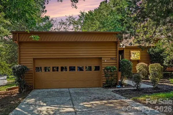 9013 St Croix Lane, Charlotte, NC 28277