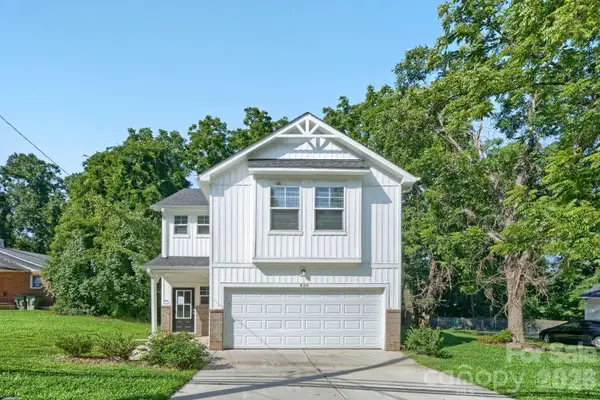 436 W Mclelland Avenue, Mooresville, NC 28115