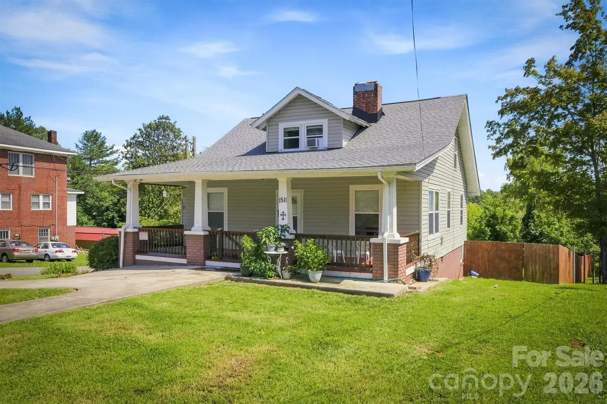 1511 Harper Avenue Sw, Lenoir, NC 28645 - #1