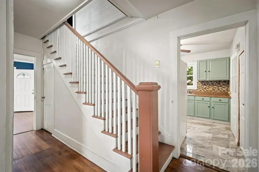 1511 Harper Avenue Sw, Lenoir, NC 28645 - #3