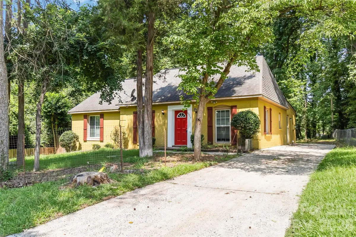 6317 Old Coach Road, Charlotte, NC 28215 - #1