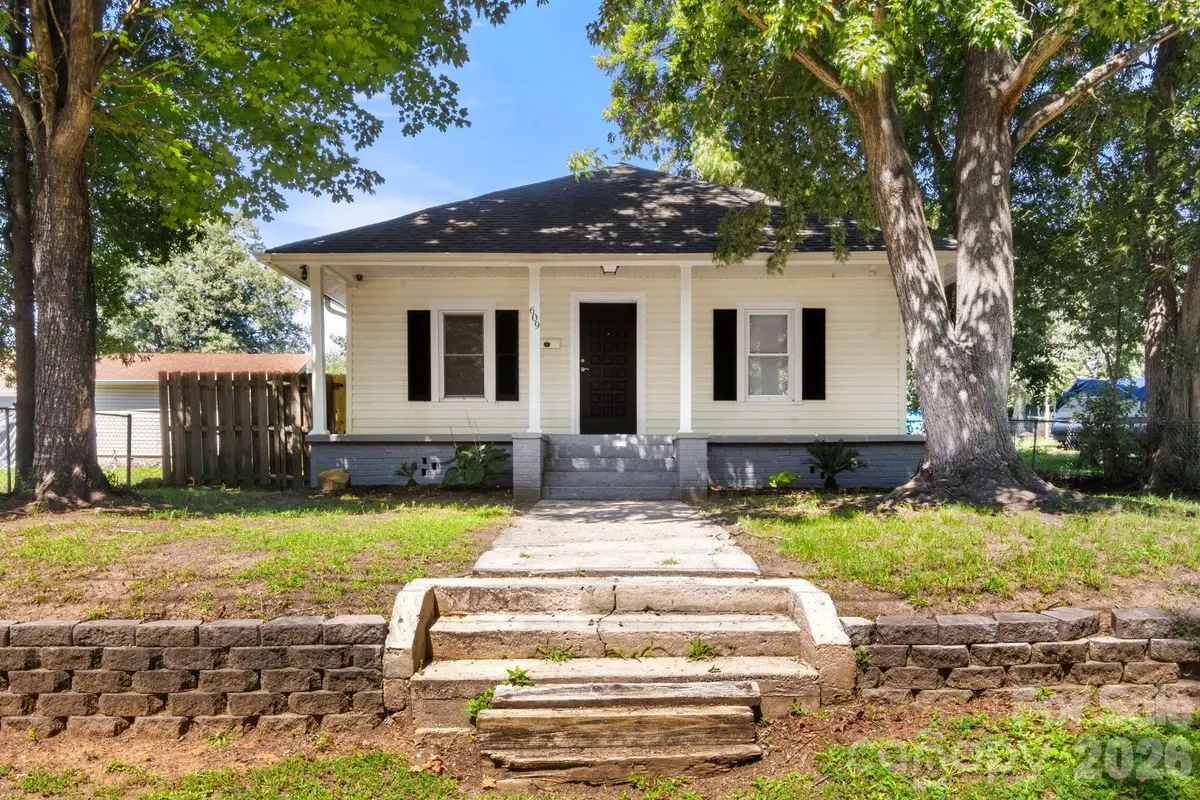 609 S Oak Street, Gastonia, NC 28054 - #1