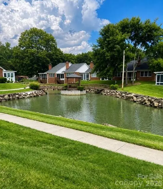 19940 Oak Leaf Circle, Cornelius, NC 28031