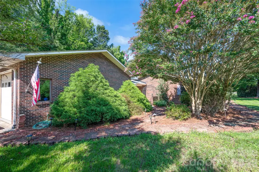 3959 Holly Springs Drive, Newton, NC 28658 - #2