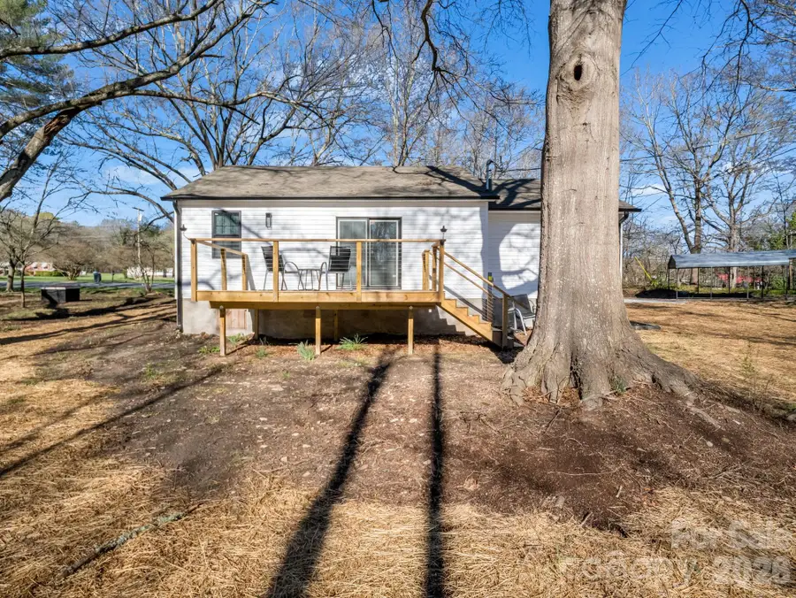 1325 W Nc Hwy 150 Highway, Lincolnton, NC 28092 - #3