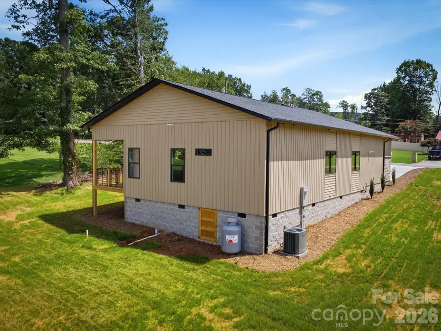 3143 2nd Street, Valdese, NC 28690 - #3