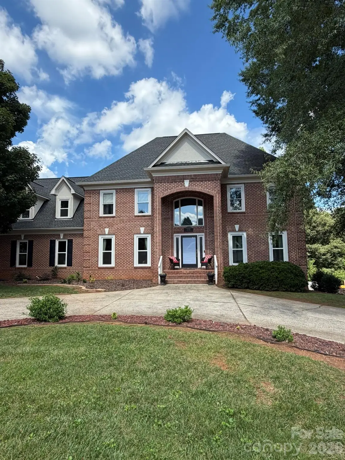 232 40th Avenue Drive Nw, Hickory, NC 28601 - #1