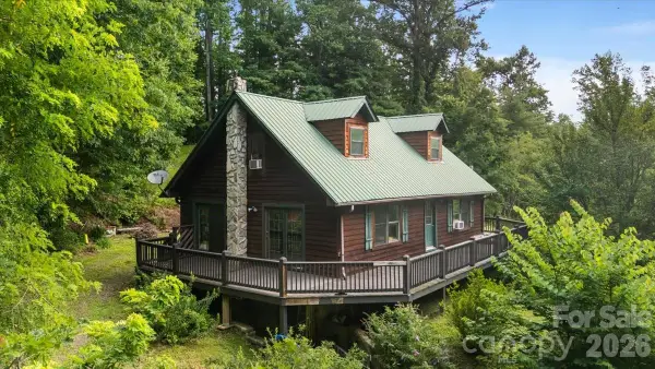 149 Charlie Mac Drive, Burnsville, NC 28714