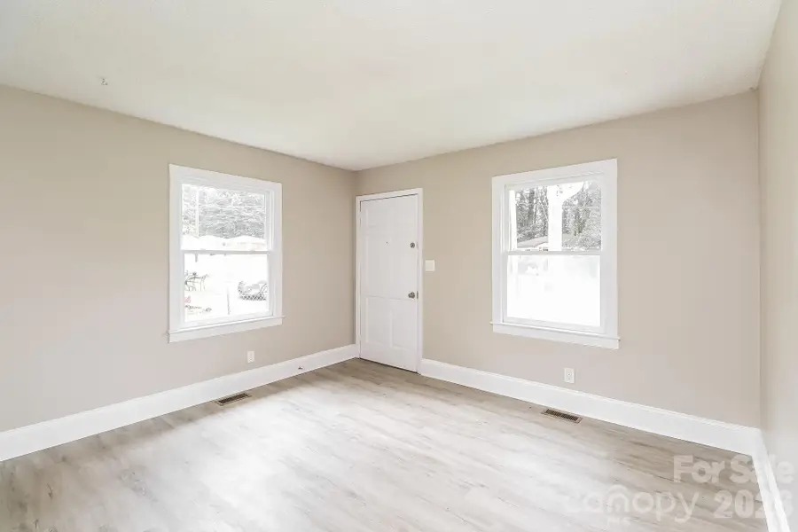 2740 Remington Street, Charlotte, NC 28216 - #2