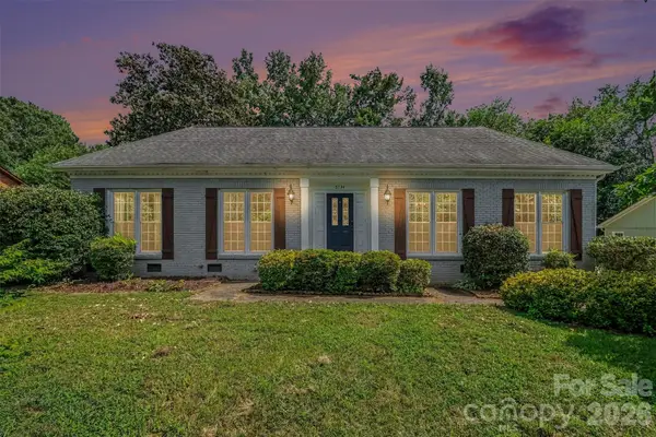 5734 Faulconbridge Road, Charlotte, NC 28227