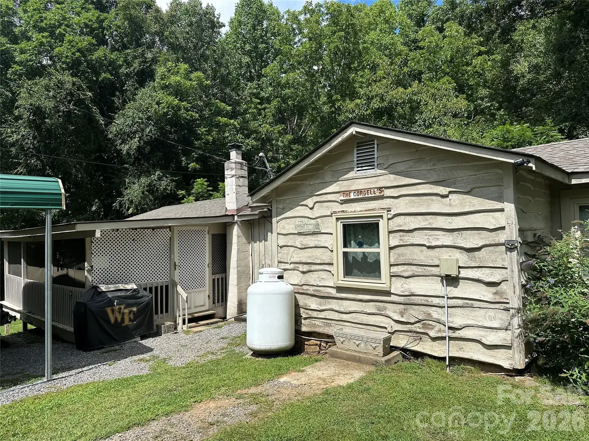 321 Fountain Way #A, Swannanoa, NC 28778 - #1